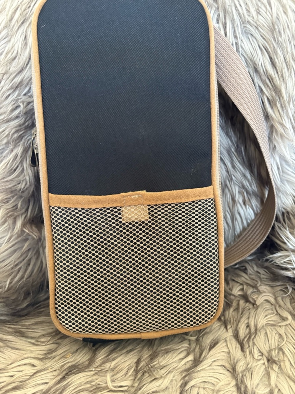 Source Unknown Black and Tan Travel Crossbody Pouch